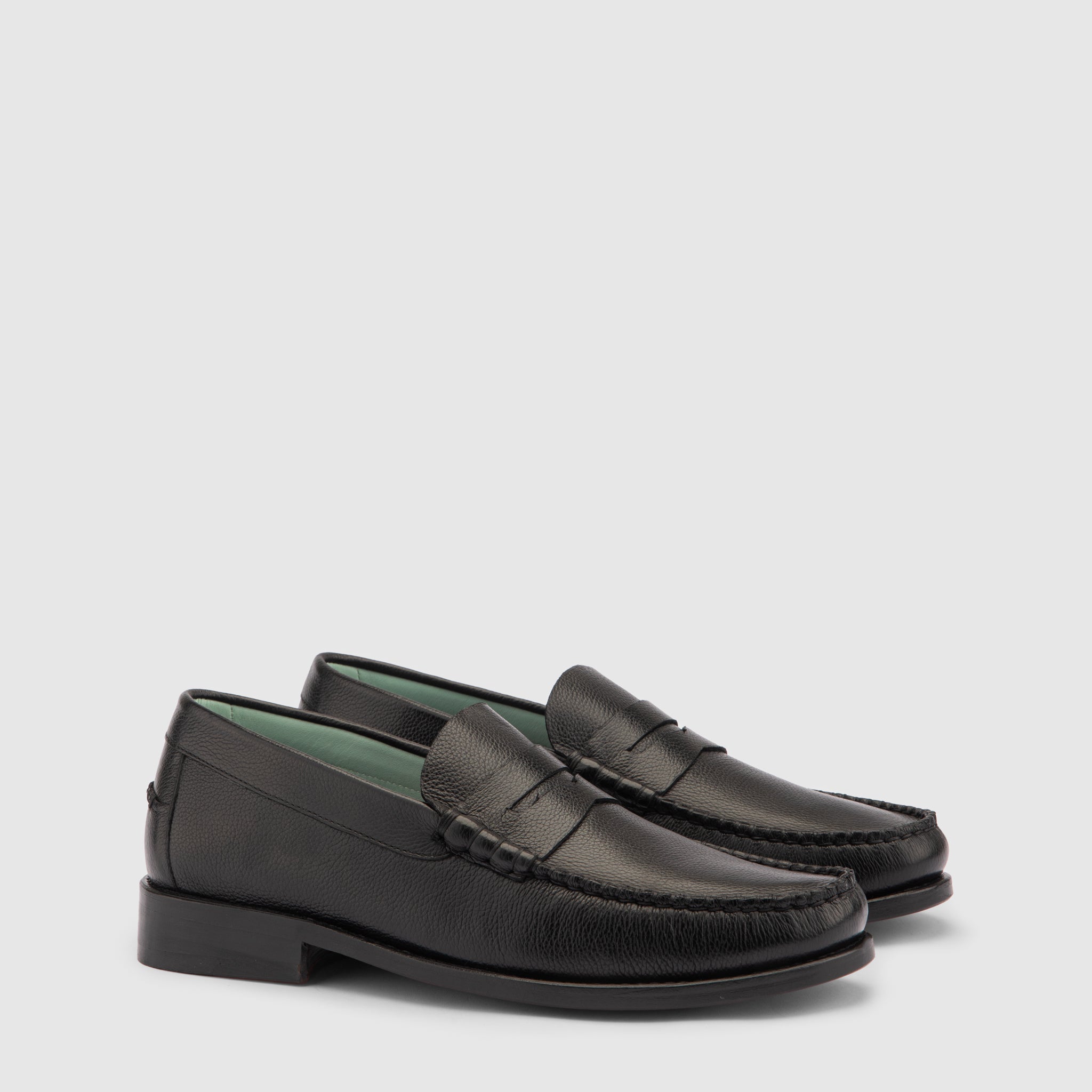 comporta-preto-vista-lateral-1